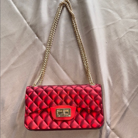 Le Miel Jelly Rubber Shoulder Bag Clutch Quilted Iridescent Red Gold Chain Strap - Picture 4 of 11